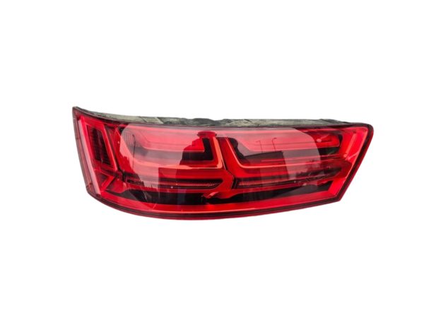 Audi Q7 2017 - 2021 LH Tail Light