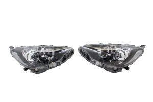Toyota Aqua G Grade Headlights Right | Left